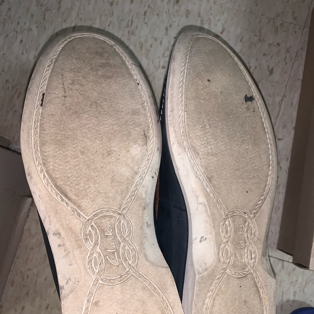 Clark’s Leather Shoes - Picture 4 of 5